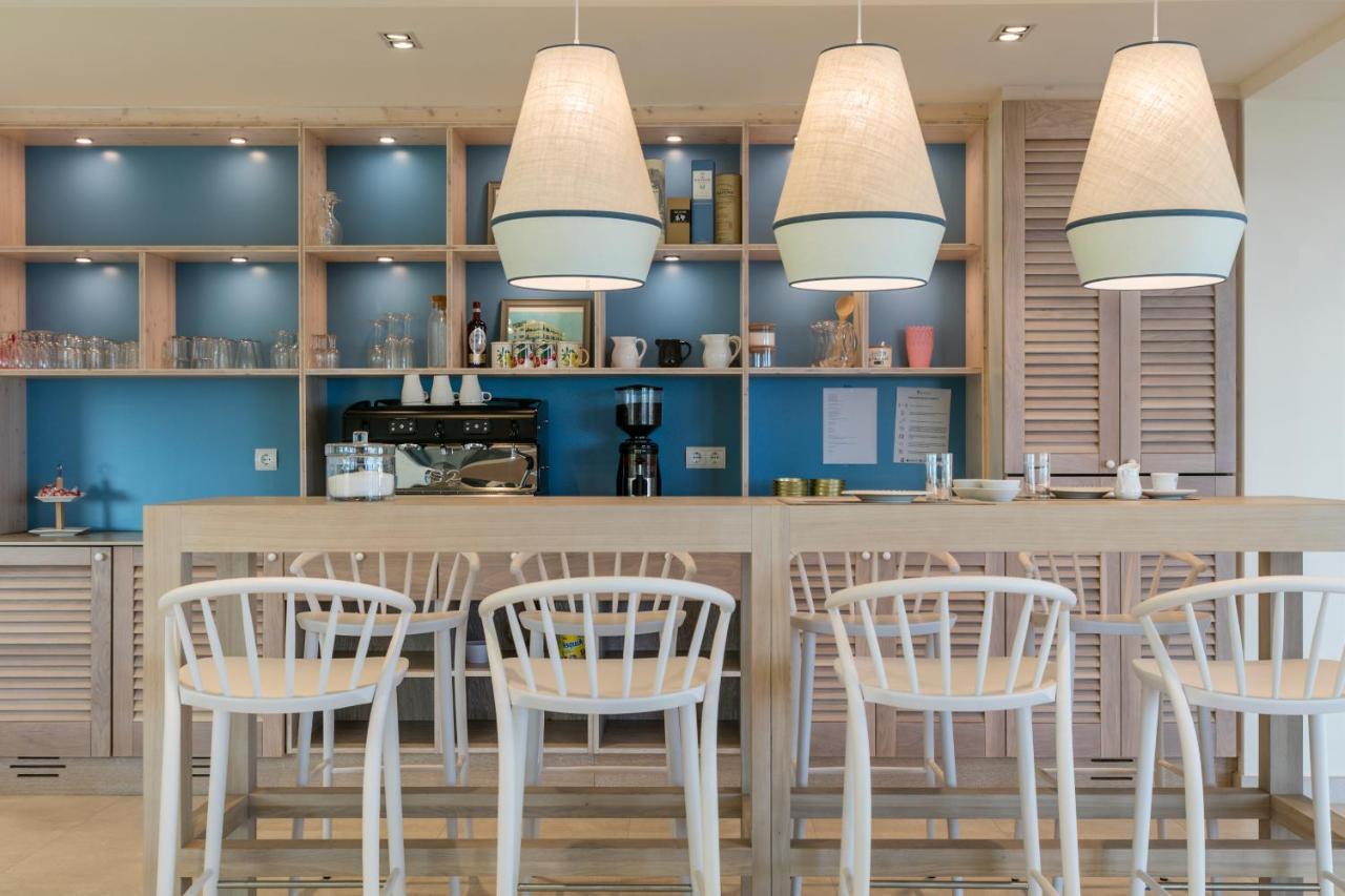 Apartamentos Marfina Castelldefels Bagian luar foto
