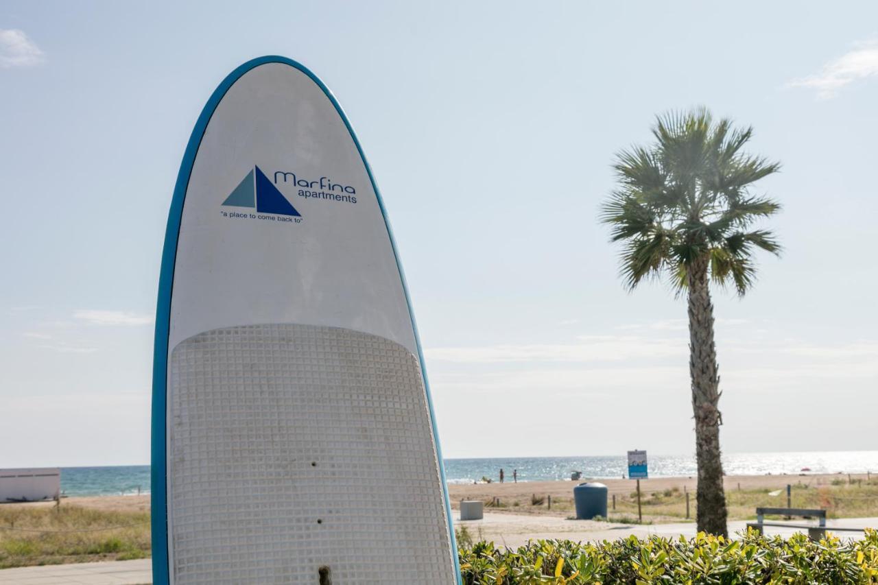 Apartamentos Marfina Castelldefels Bagian luar foto