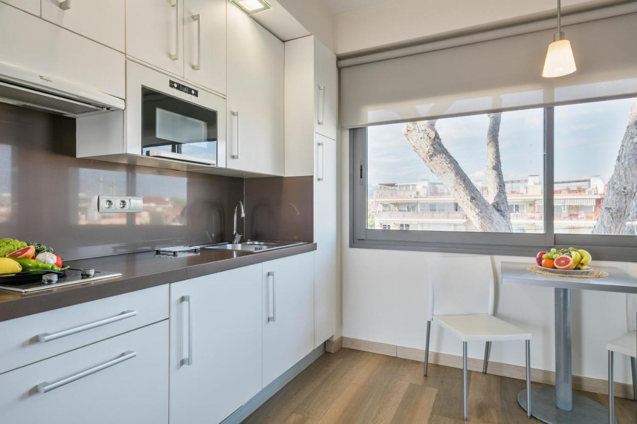Apartamentos Marfina Castelldefels Bagian luar foto