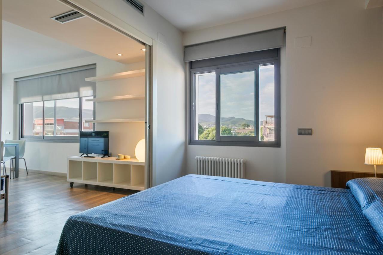 Apartamentos Marfina Castelldefels Bagian luar foto