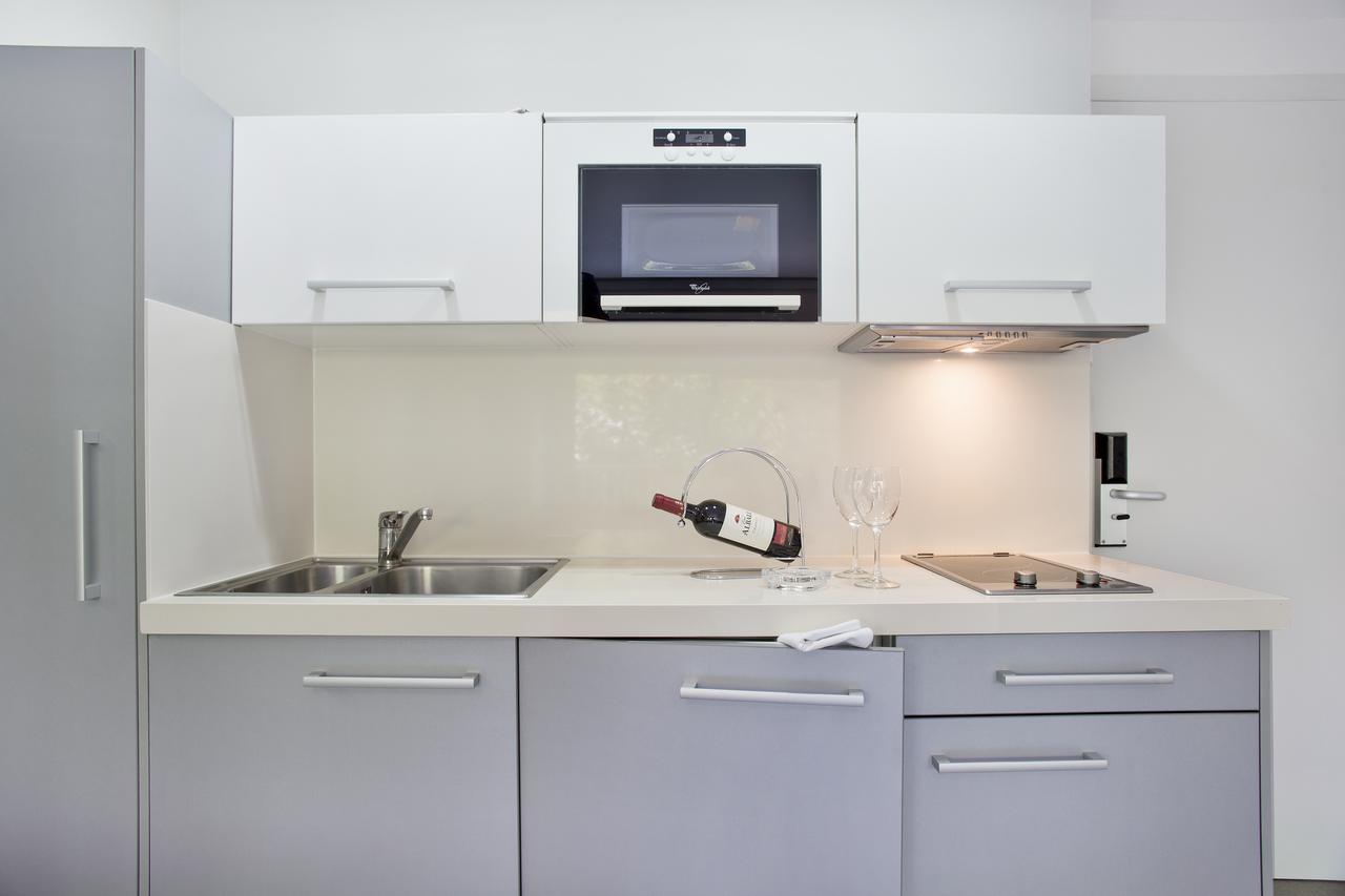 Apartamentos Marfina Castelldefels Bagian luar foto